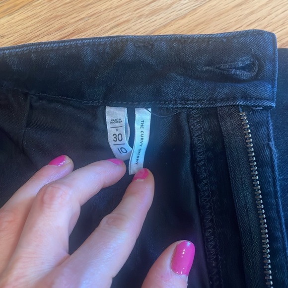 LOFT the Curvy Skinny Jean in black, size 10P (30). - Picture 2 of 3